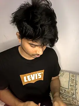 Chat +18 de kaif_220 ao vivo