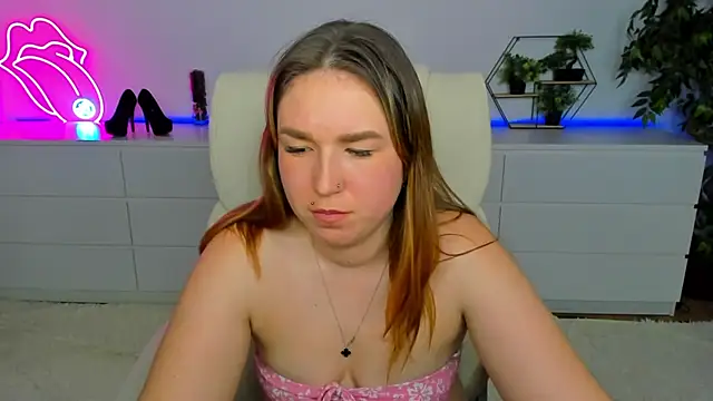 Sofii_darling 即時 XXX 聊天