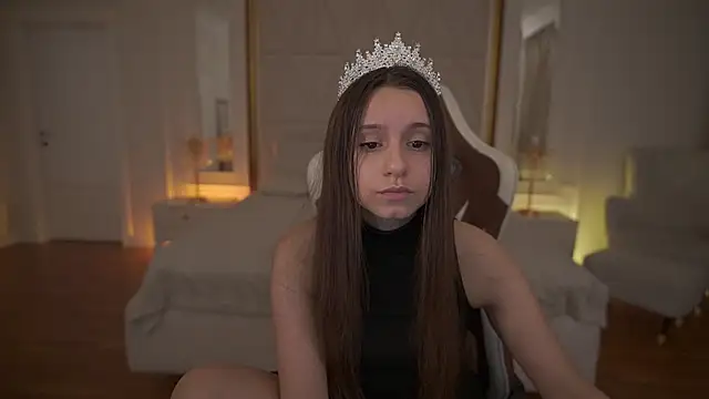 TinyNatalie: вебкам-шоу