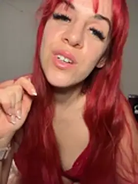 Chatroom XXX en direct de Roxysophie