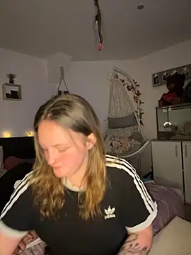 Chatroom XXX en direct de Maryjane-Spidermann