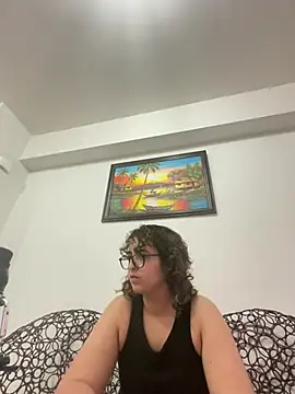 yassiestar Webcamshow