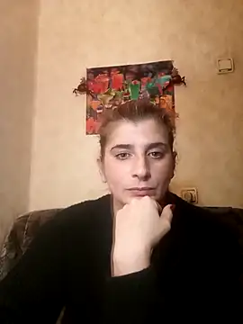 Alivia_aa 即時 XXX 聊天