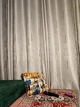 Yoyo-__ 라이브 XXX 채팅