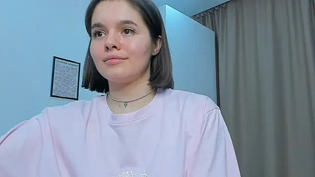 Xo_Laura: онлайн-секс-чат