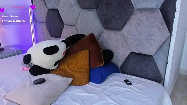 DulceJones Live XXX-Chat