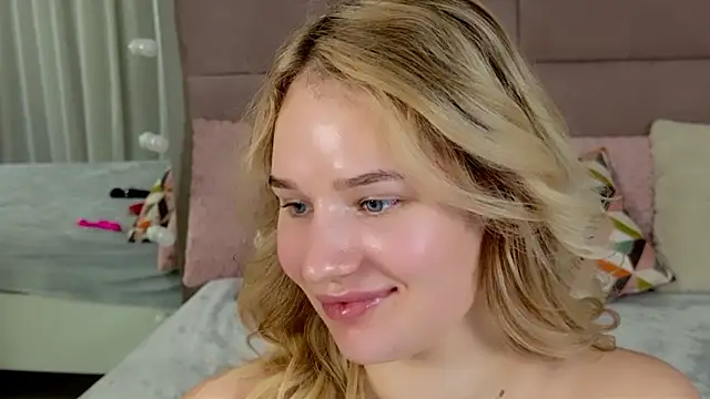 IndieMoon Obrolan Langsung XXX