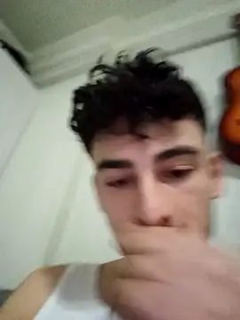 Yasinyasin7 webcam show