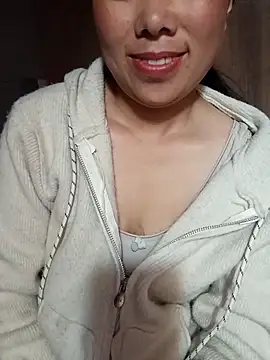 Chloe-ee Live XXX-chat