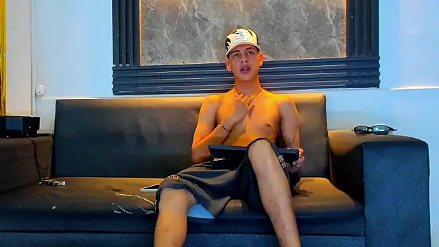 Вебкам-шоу Dominic_26