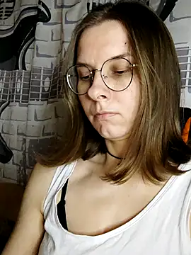 Chat XXX en directo de Aashikalaa