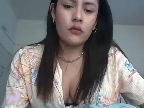 Itzella 网络视讯表演