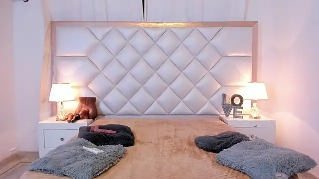 brittany069 Live XXX-Chat