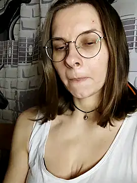 Aashikalaa 라이브 XXX 채팅