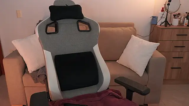 Chat XXX Live anyacutex