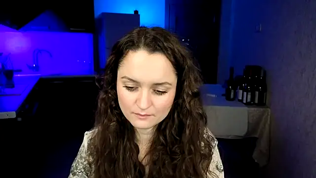 Cerann1 élő XXX-chatje