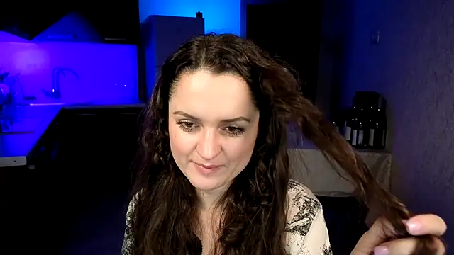 Chat +18 de Cerann1 ao vivo