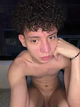 yoursexyjose লাইভ XXX চ্যাট