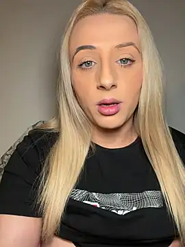 Strongqueen: απευθείας συνομιλία ΧΧΧ