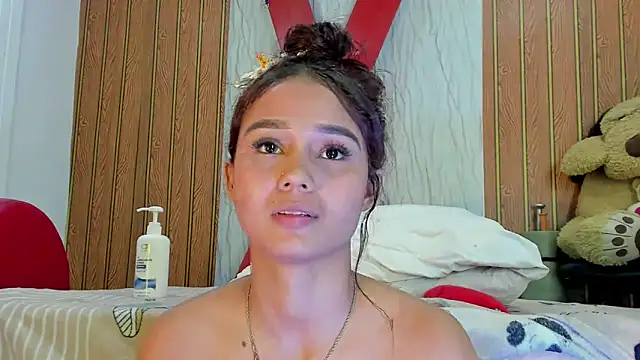 Chat +18 de MarianaManzur ao vivo