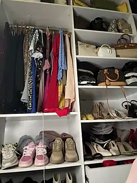 Noha-Sexy 现场XXX聊天