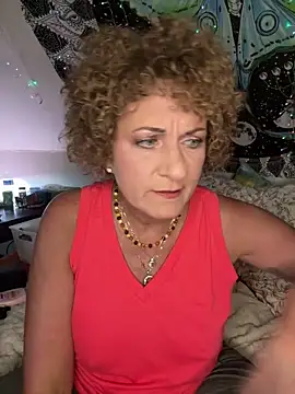 SuzyCatzz's Live XXX Chat