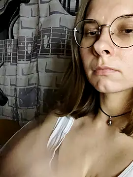 Aashikalaa – Naživo XXX chat