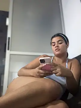 Kaily_Sweet16 Chat XXX in diretta