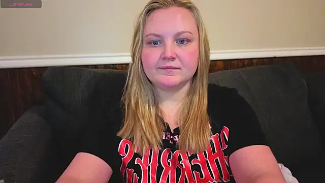 PhatAssBlond's Live XXX Chat