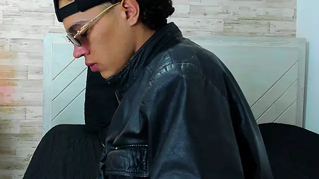 Jordi_Cooper Live XXX-chat