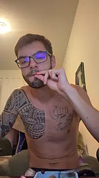 Leonsouzaof Webcam-Show