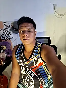 Show modela Felix_Asher na web-kameri