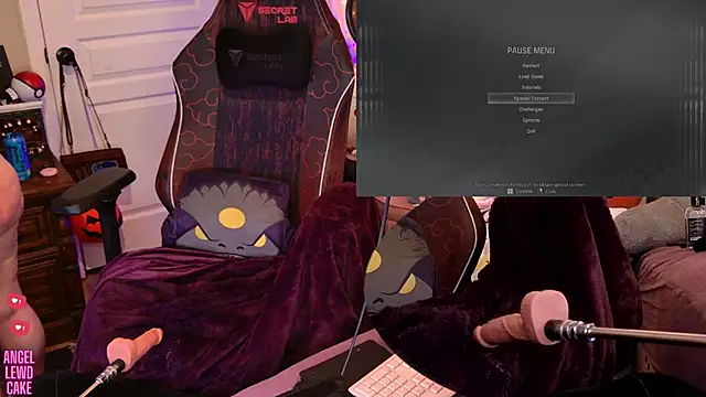 Chat XXX en directo de Angel-Lewd-Cake