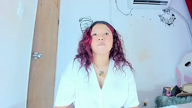 Emily_Coper18 – Naživo XXX chat