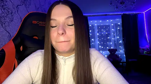 AkikoAnkrom Chat XXX in diretta