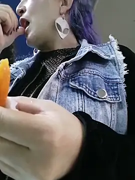 دردشة sophie_banger الجنسية المباشرة