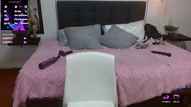 Keyla01_ Live XXX Chat