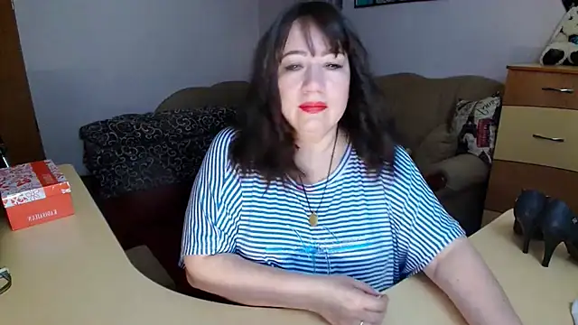 Sembang XXX Secara Langsung Lucretia_Goldi_