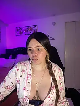 Chat +18 de carolina16love ao vivo