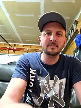 MrMechanic38 – Naživo XXX chat