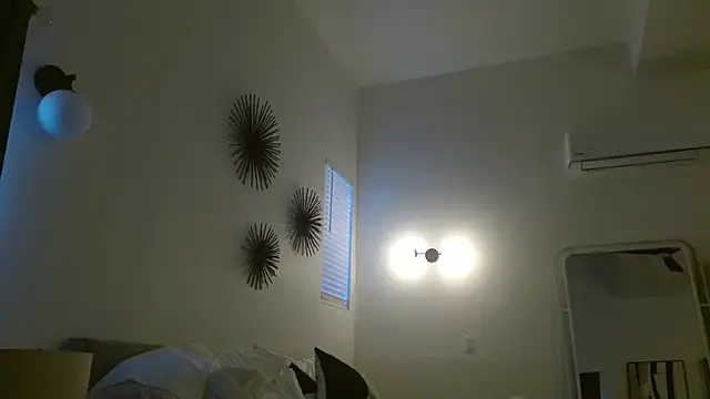 HazelSkyesChat: διαδικτυακό σόου στην κάμερα