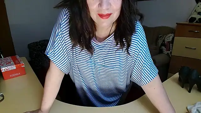 Lucretia_Goldi_ – Live XXX-chat