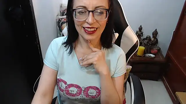 AnasstaciaEvans 即時 XXX 聊天