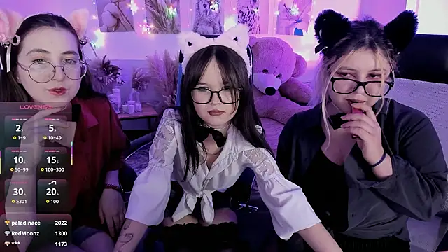 Chat +18 de Elainebeness ao vivo