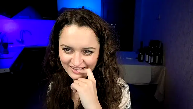 Cerann1 – Naživo XXX chat