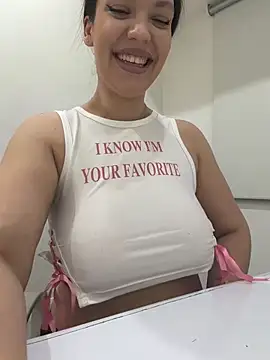 XXX chat uživo modela ClaraPasssion