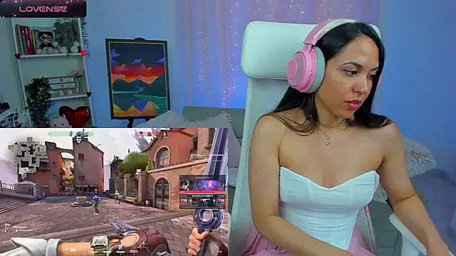 XXX chat uživo modela VenusIslove