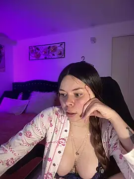 XXX chat uživo modela carolina16love