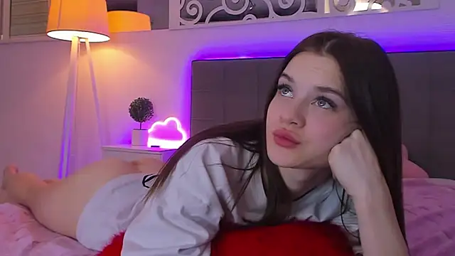 Chat XXX en directo de LuisaClover