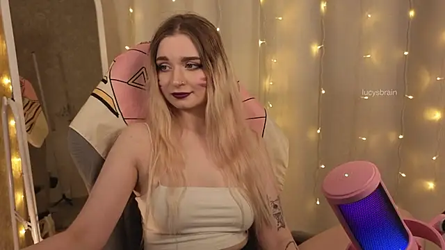 Živý XXX chat lucylucious